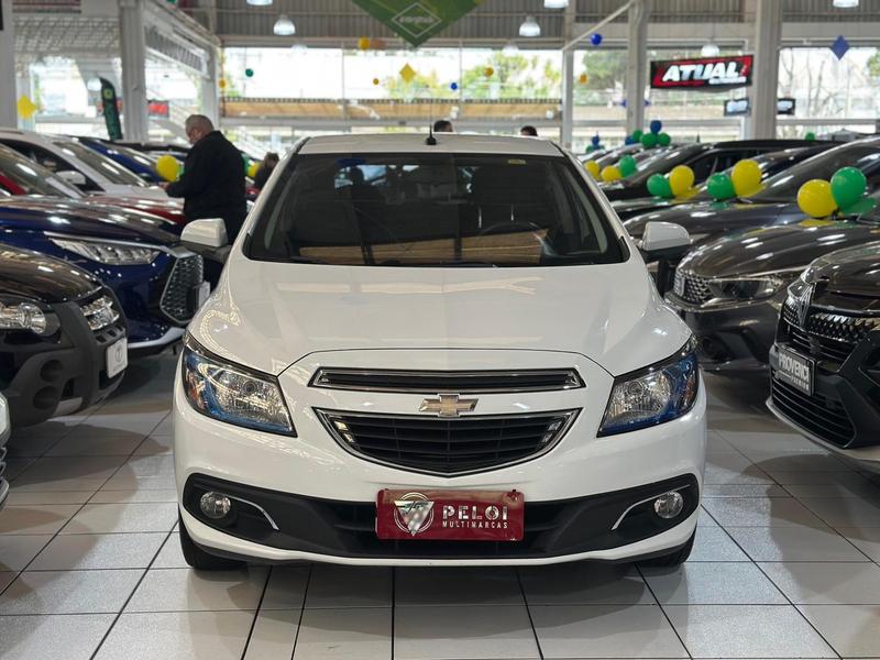 Chevrolet Onix 14mt LTZ - foto 3