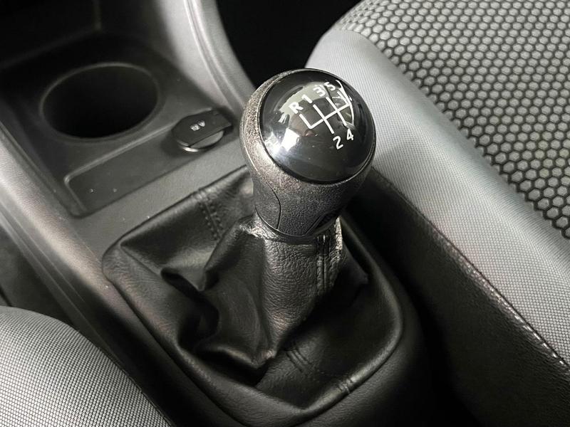 Volkswagen Up! Move Mb - foto 17