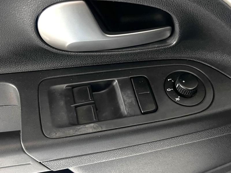 Volkswagen Up! Move Mb - foto 16