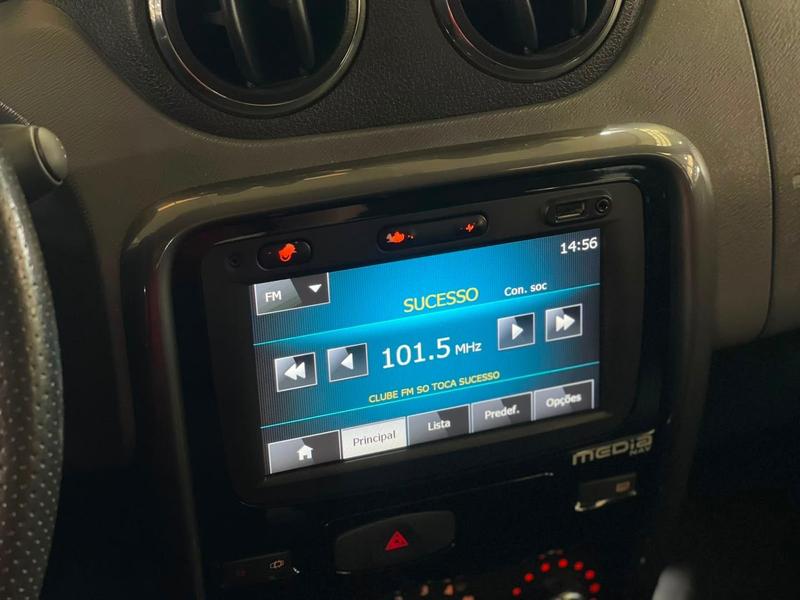 Renault Duster 2.0 D 4x2a - foto 12