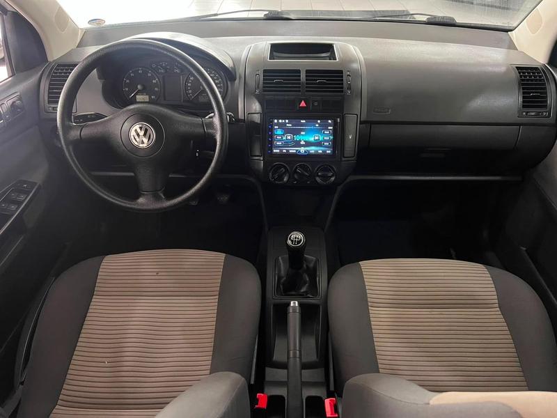 Volkswagen Polo Sedan 2.0 Comfor - foto 10