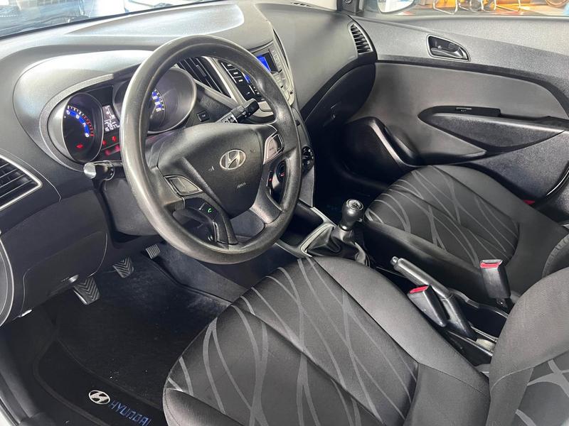 Hyundai HB20 10mt Unique - foto 11