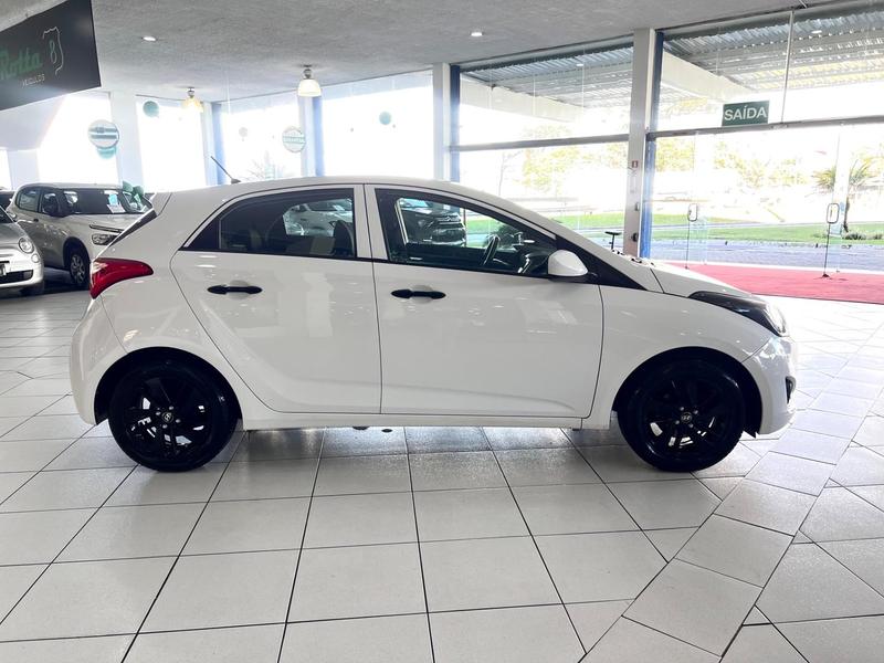 Hyundai HB20 10mt Unique - foto 6