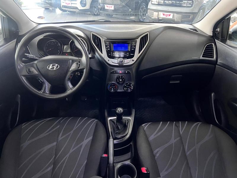 Hyundai HB20 10mt Unique - foto 12