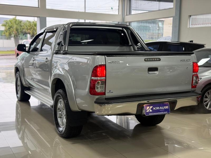 Toyota Hilux Cd Sr 4X2 2.7 16V 2.7 Flex Aut. - foto 6