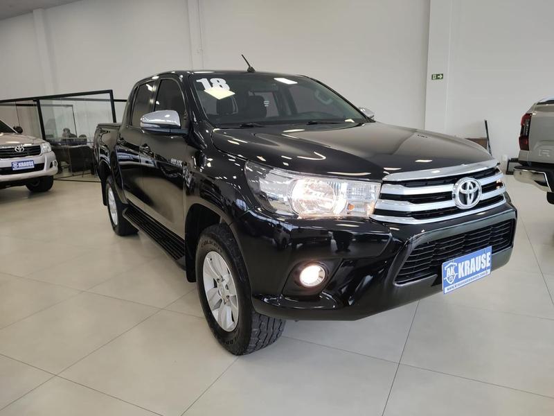 Toyota Hilux Cd Srx 4X4 2.8 TDI 16V Diesel Aut. - foto 3