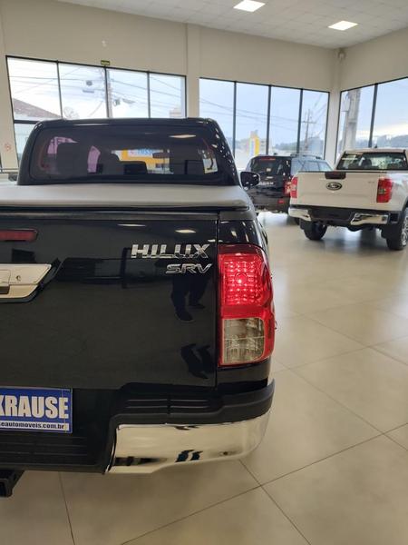 Toyota Hilux Cd Srx 4X4 2.8 TDI 16V Diesel Aut. - foto 7