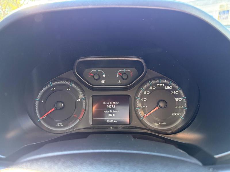 Chevrolet S10 Pick Up LT 2.8 TDI 4X4 Cd Diesel Automático - foto 6