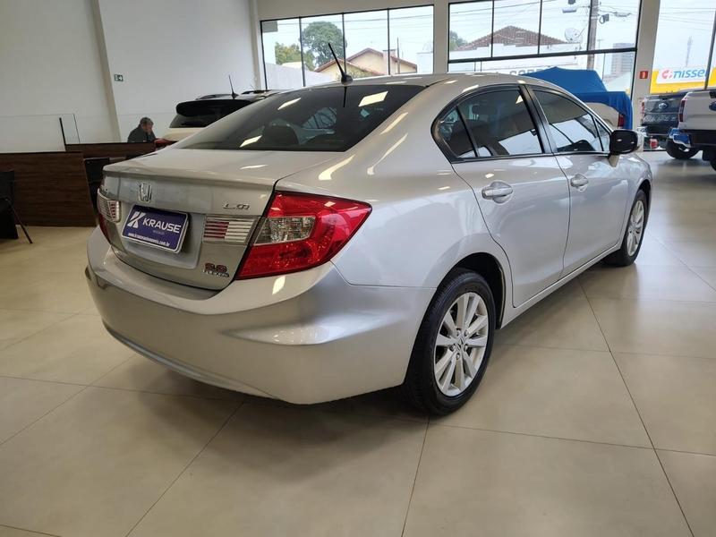 Honda Civic Sedan Lxs 1.8 1.8 Flex 16V Aut. 4P - foto 4
