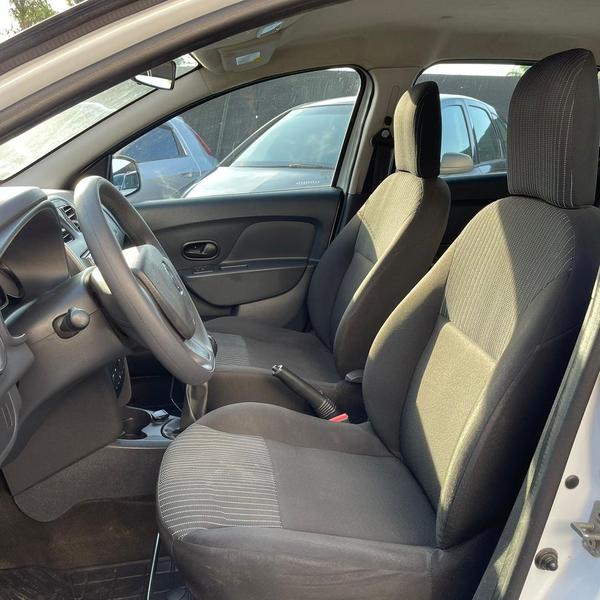 Renault Sandero Auth 1.0 - foto 7