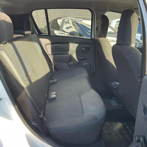 Renault Sandero Auth 1.0 - foto 13