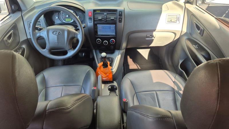 Hyundai Tucson 2.0 16V Mec. - foto 7