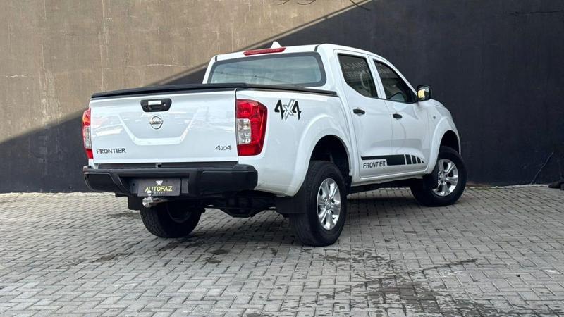 Nissan Frontier Leatx4 - foto 3