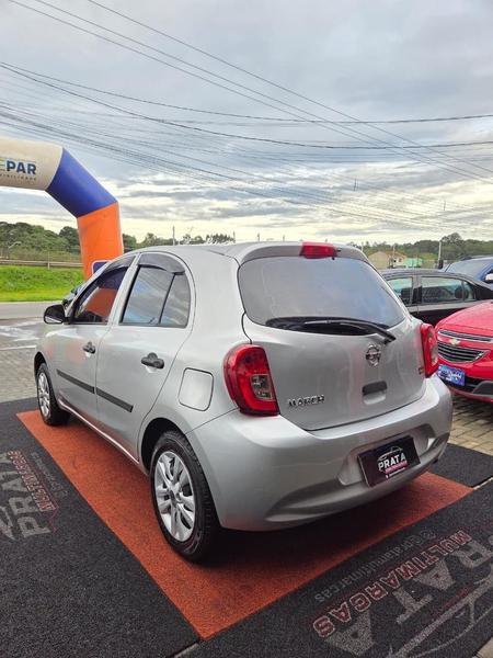 Nissan March 1.0 4P Flex - foto 9