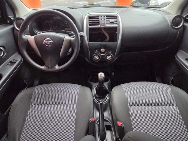 Nissan March 1.0 4P Flex - foto 3