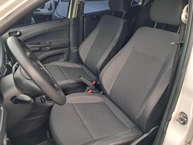 Volkswagen Gol 1.6 4P - foto 4