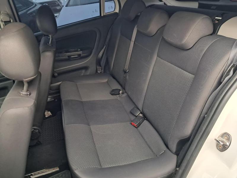 Volkswagen Gol 1.6 4P - foto 5