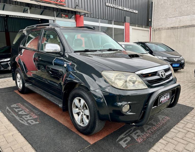 Toyota SW4 Srv 4X4 - foto 2