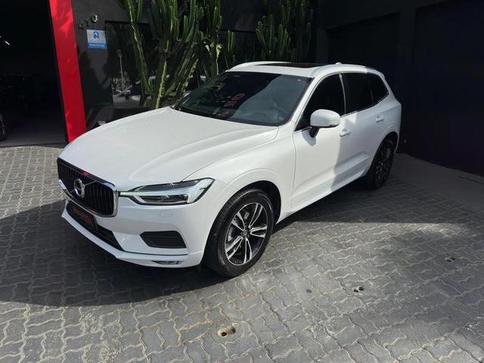 VOLVO XC60 2.0 T5 MOM