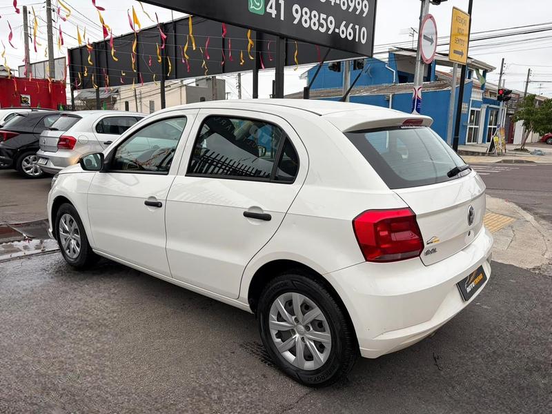Volkswagen Gol MPI - foto 9