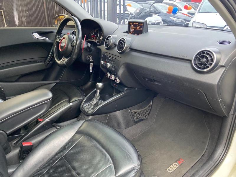 Audi A1 1.4 TFSI - foto 13
