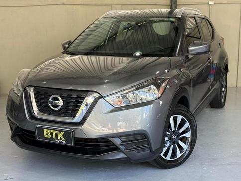 NISSAN KICKS S CVT