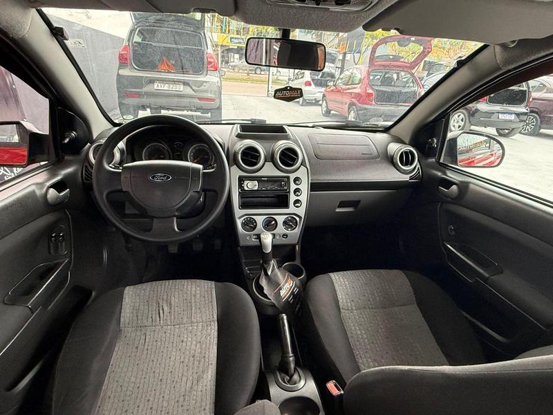 Ford Fiesta Sedan Sedan 1.6 Flex - foto 7