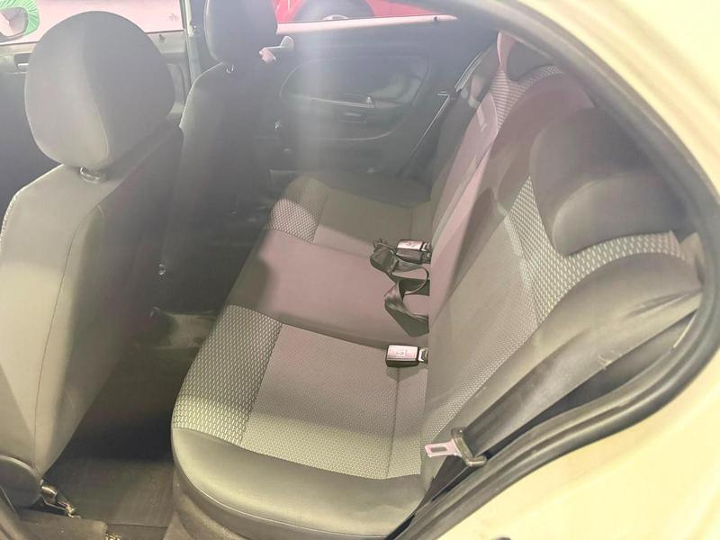 Volkswagen Gol City (trend) 1.0 Mi Total Flex 8V 2P - foto 10