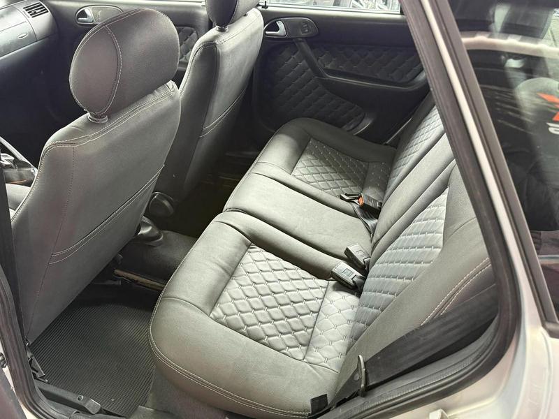 Volkswagen Parati 1.8 - foto 10