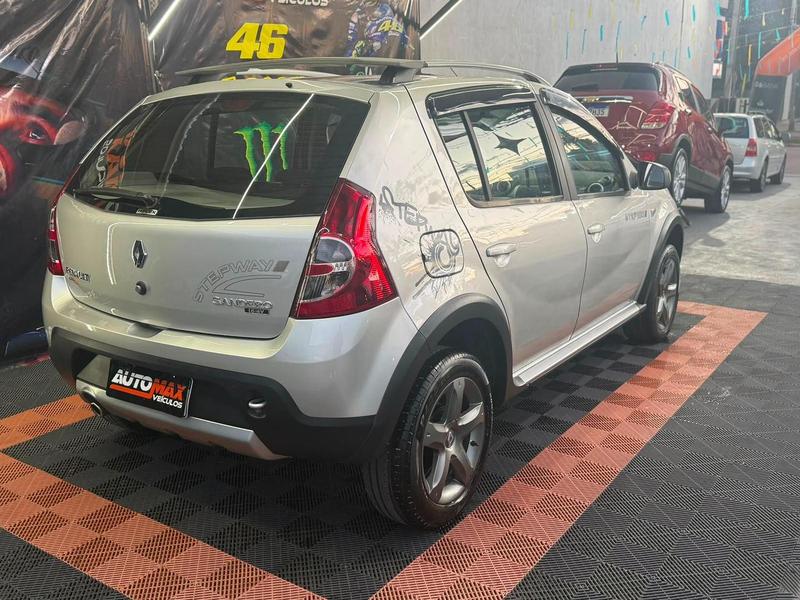 Renault Sandero Authentique Hi Flex 1.0 16V 5P - foto 5