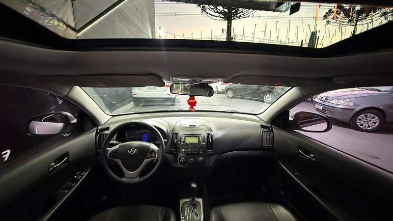 Hyundai i30 2.0 16V 145cv 5P Aut. - foto 7