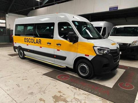 RENAULT MASTER 2.3 ESCOLAR