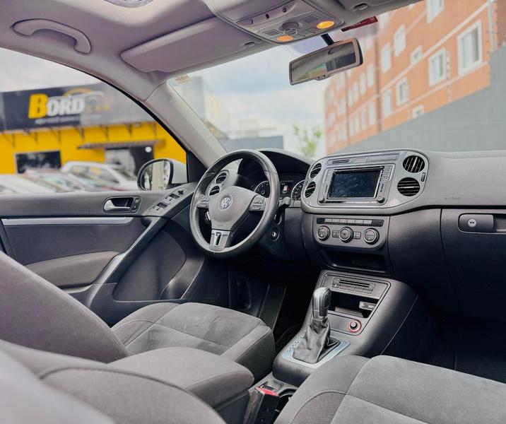 Volkswagen Tiguan 2.0 TSI - foto 3