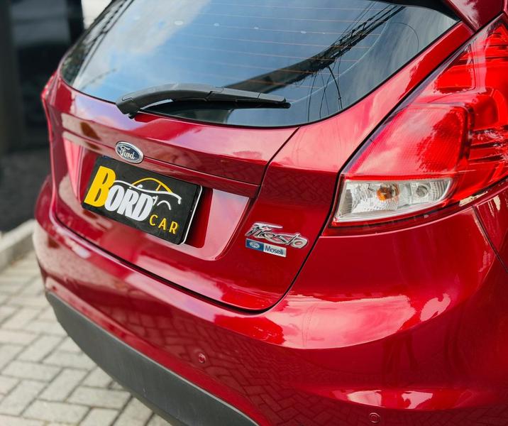 Ford Fiesta 16se - foto 7