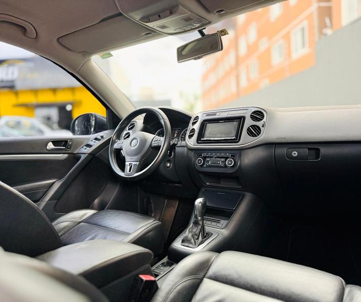 Volkswagen Tiguan 2.0 TSI - foto 3