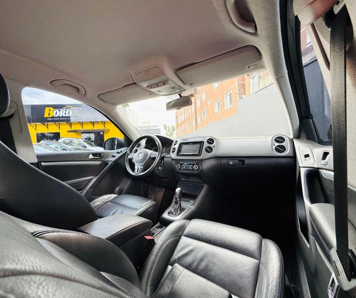 Volkswagen Tiguan 2.0 TSI - foto 4