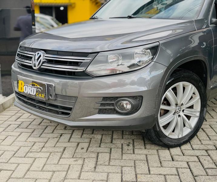 Volkswagen Tiguan 2.0 TSI - foto 2