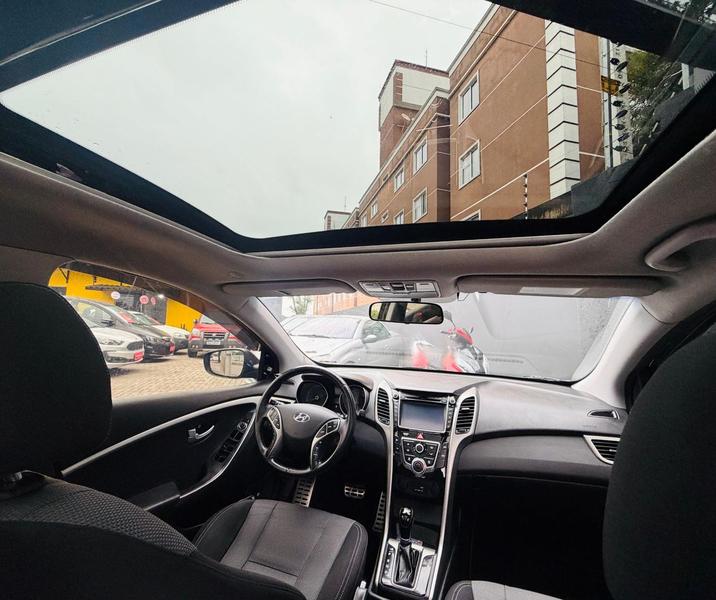 Hyundai i30 1.8 - foto 5