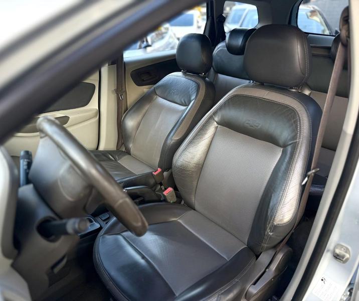 Chevrolet Spin 18l At LT - foto 5