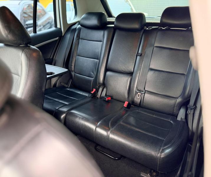Volkswagen Tiguan 2.0 TSI - foto 7