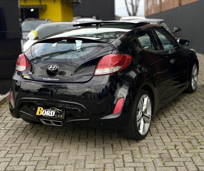 Hyundai Veloster - foto 8