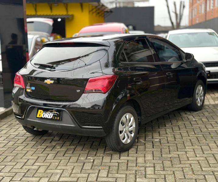 Chevrolet Onix 10mt LT - foto 5