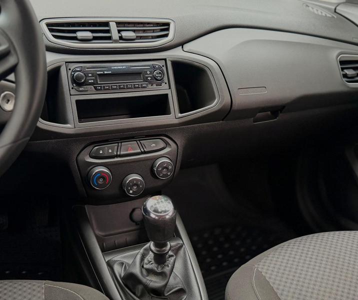 Chevrolet Onix 10mt LT - foto 3
