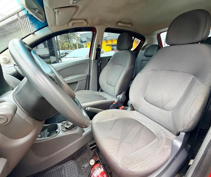 Fiat Palio Attract 1.4 - foto 6