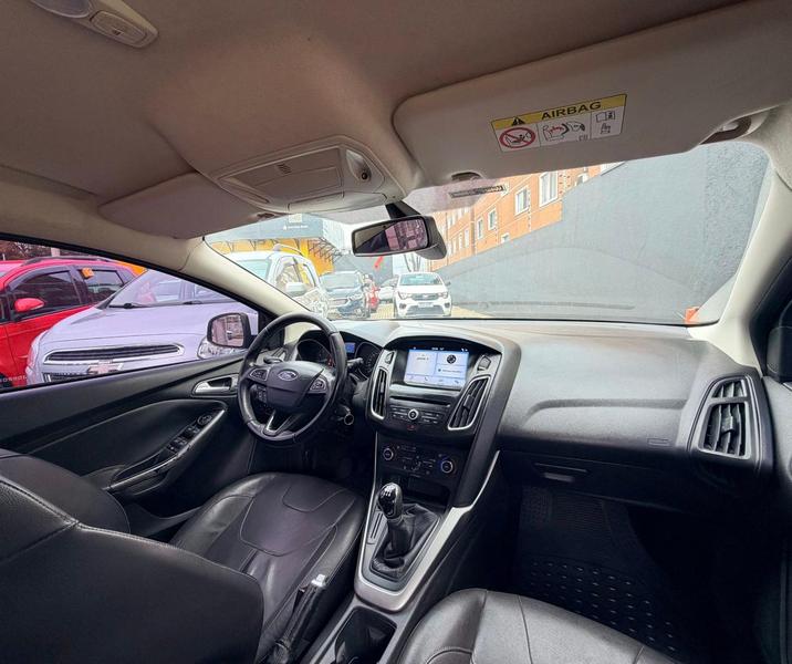 Ford Focus Se 1.6 Hc - foto 5