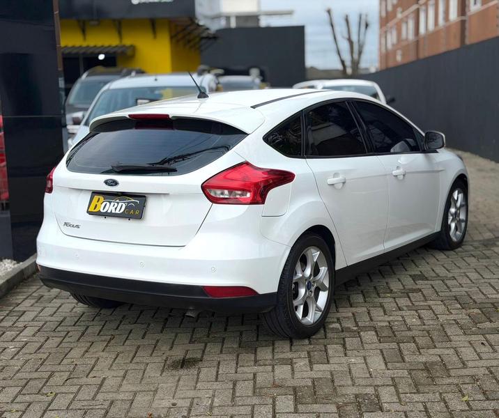 Ford Focus Se 1.6 Hc - foto 10