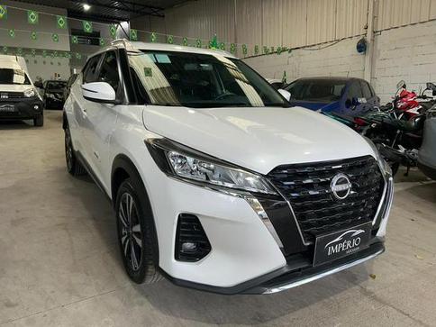 NISSAN KICKS ADVANCE CVT