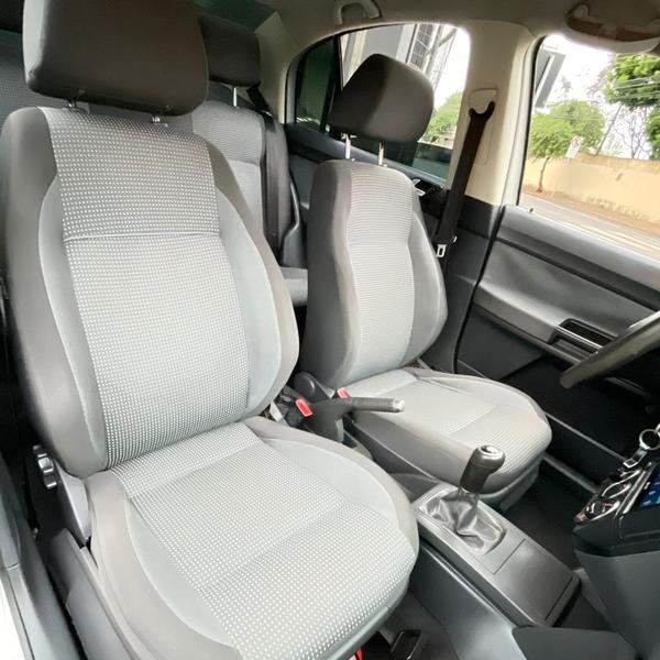 Volkswagen Polo Sedan 1.6 - foto 10