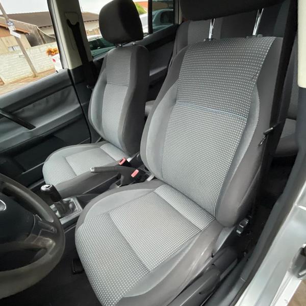 Volkswagen Polo Sedan 1.6 - foto 12