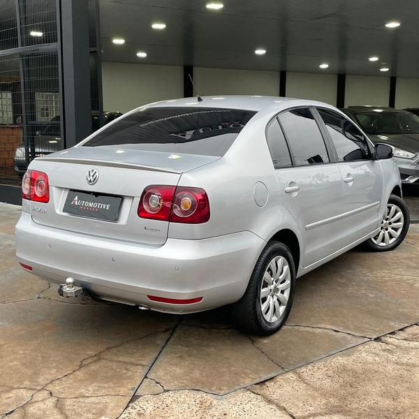 Volkswagen Polo Sedan 1.6 - foto 3